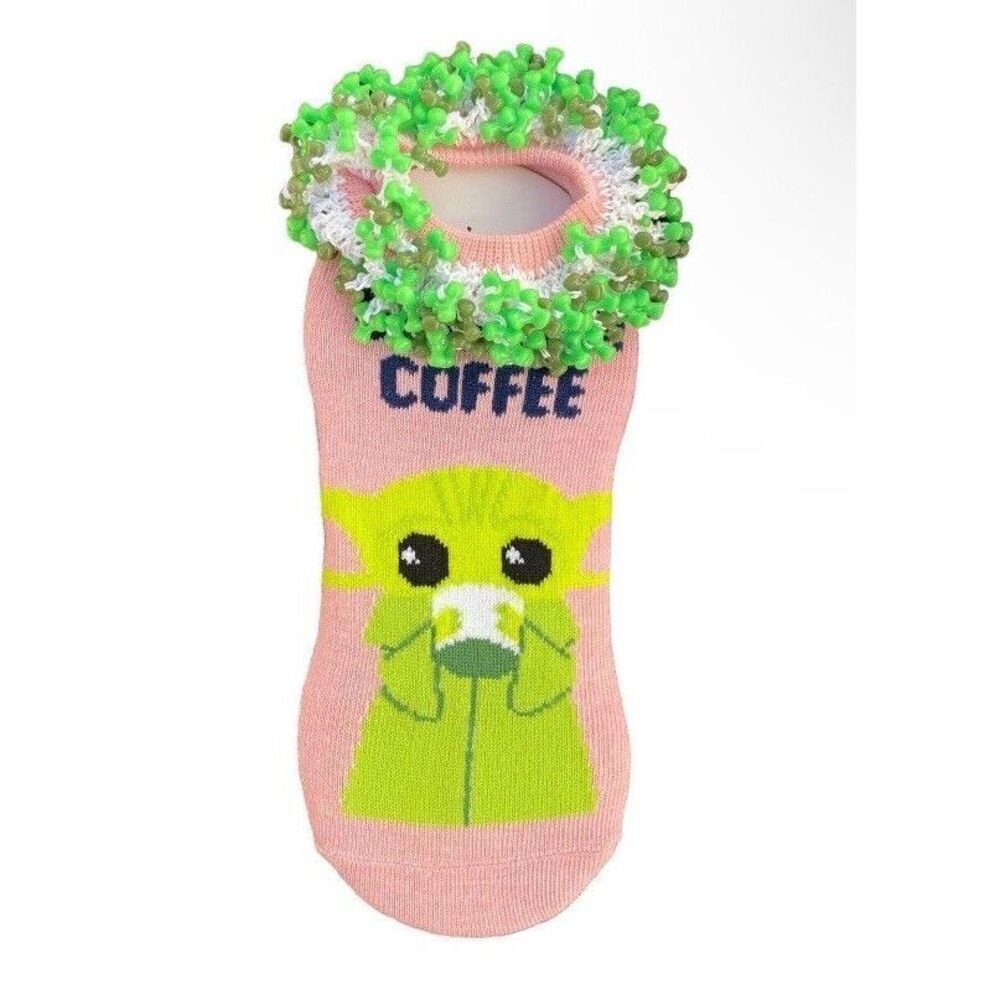 🎀2/$20🎀 Hand Beaded Star Wars Ankle Socks- Shoe Size 4-10 Women’s